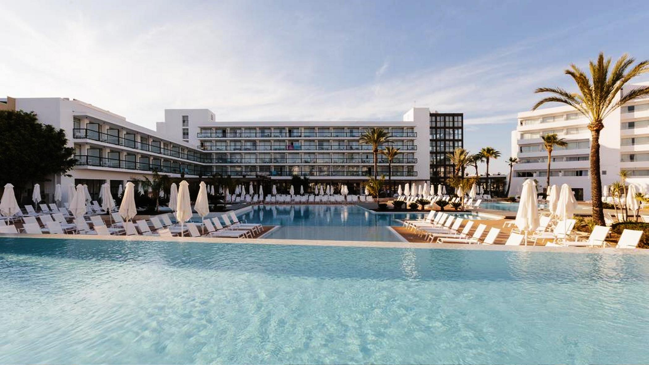 Hotel Aluasoul Ibiza - Adults Only Es Cana Esterno foto