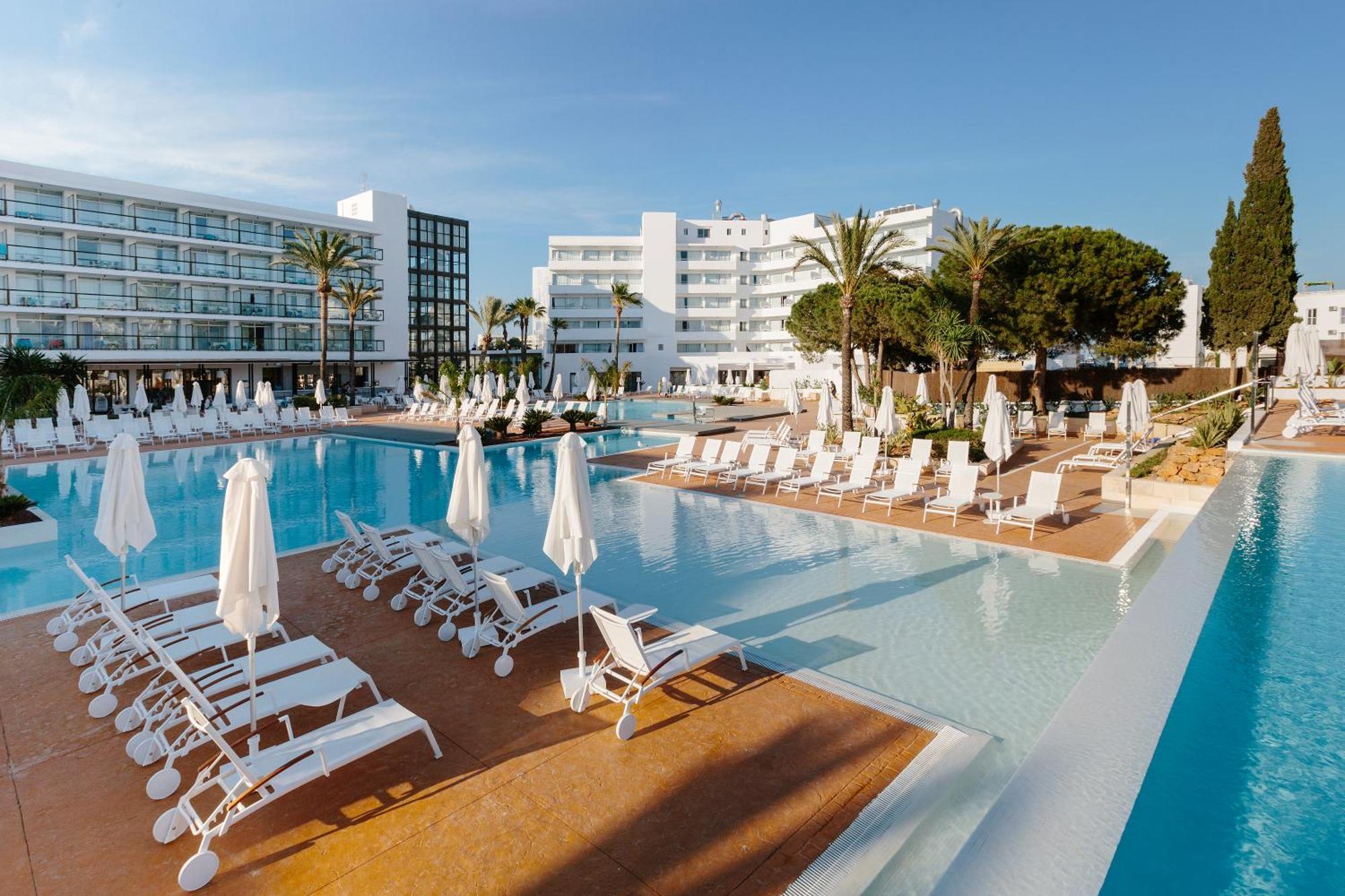 Hotel Aluasoul Ibiza - Adults Only Es Cana Esterno foto